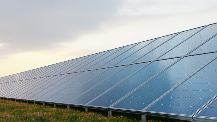 Replay : Le solaire photovoltaïque, une réponse à la crise énergétique ?